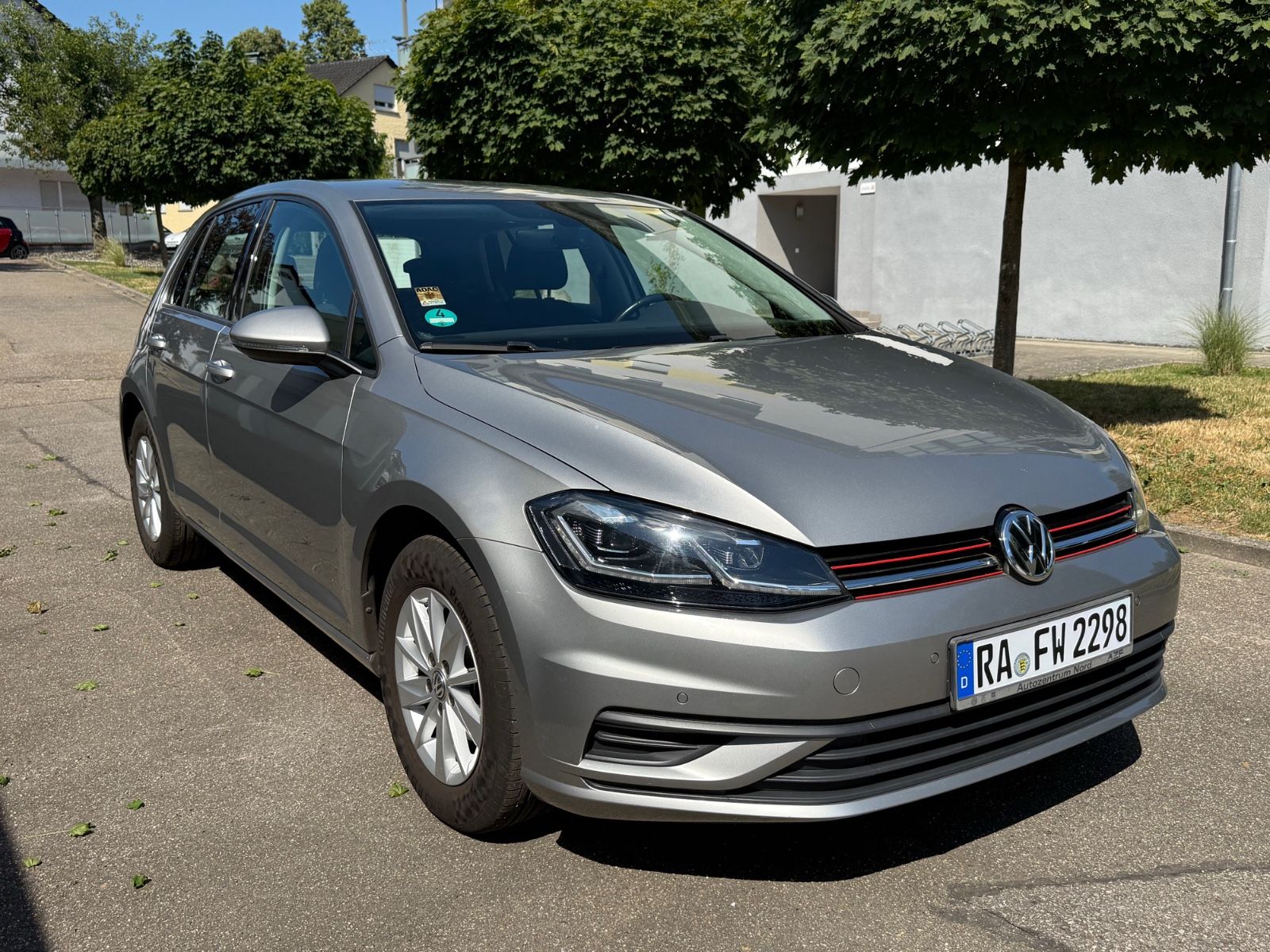 VW Golf 7 1.0 TSI Trendline Top Zustand Bremse Neu