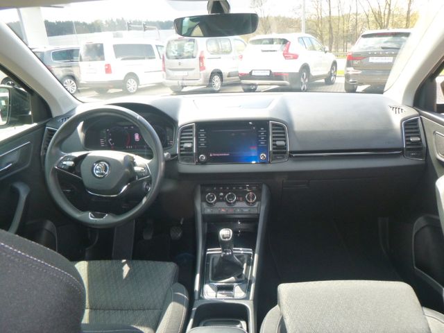 Fahrzeugabbildung Skoda Karoq 1.5 TSI ACT >Rückfahrkam/LED/PDC/SHZ