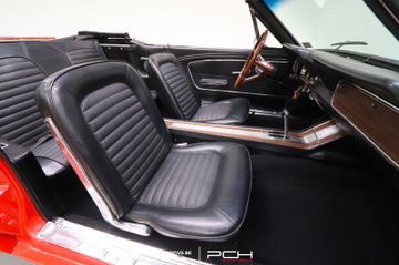 Ford Mustang - 10