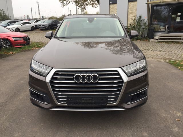 Audi Q7 3.0 TDI e-tron quattro