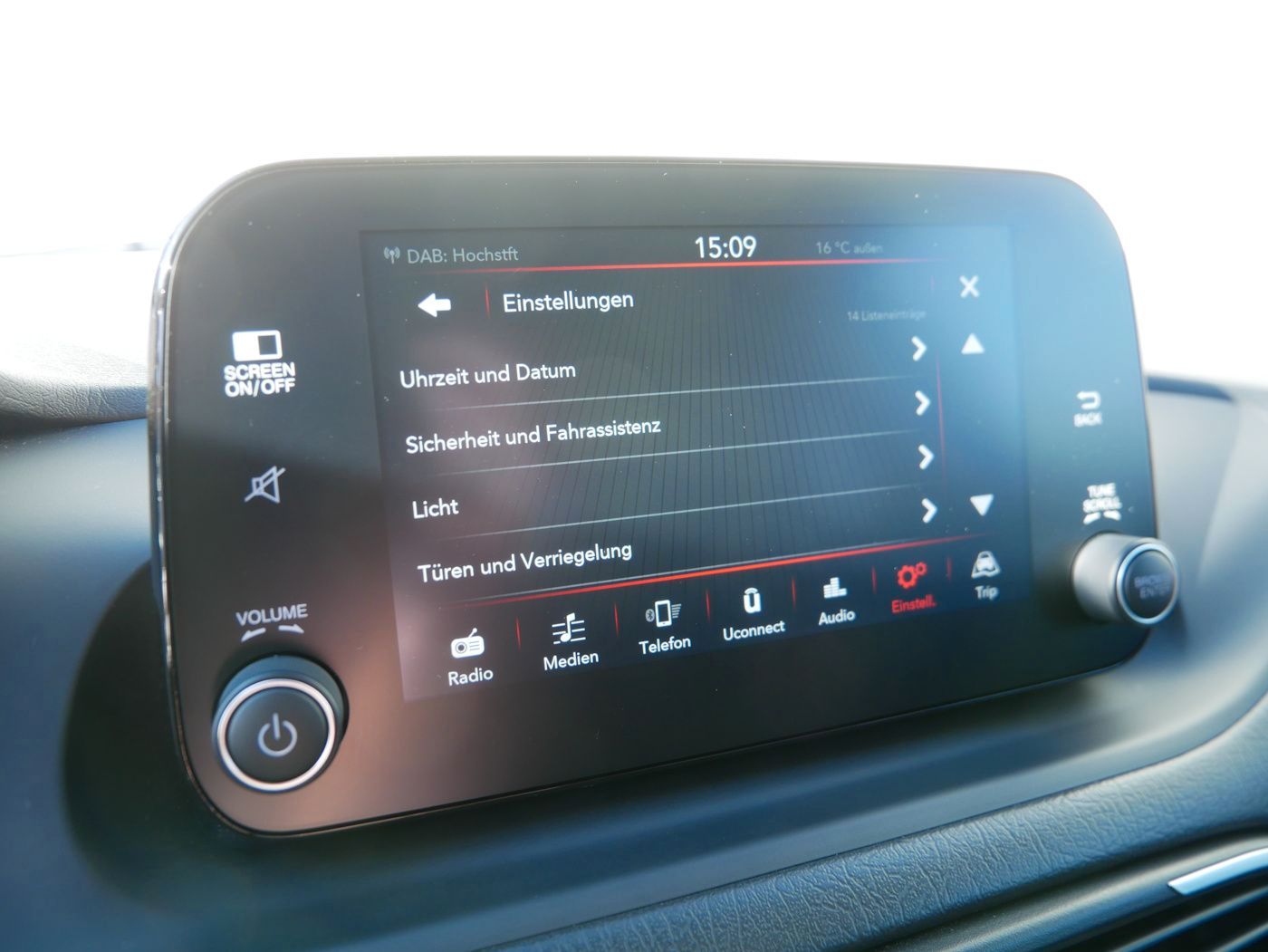 Fahrzeugabbildung Fiat Tipo HB 1.0 City Life Kamera SHZ Klimaautom. ALU