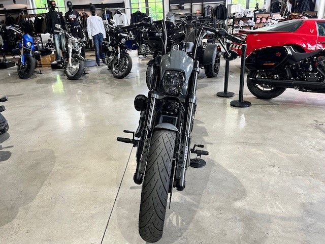 Fahrzeugabbildung Harley-Davidson FXDRS 114cui Custom Umbau