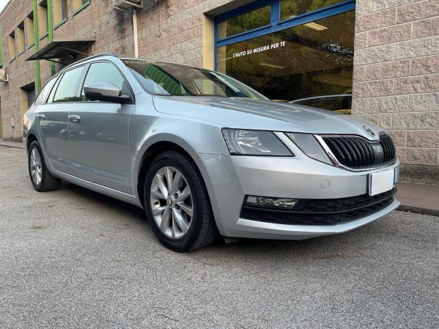 Skoda Octavia - 1