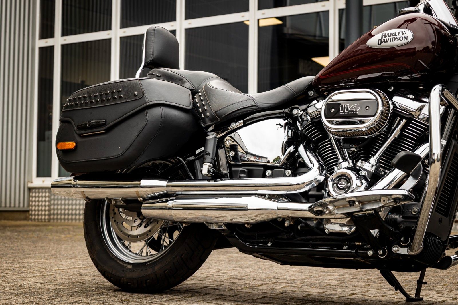 Fahrzeugabbildung Harley-Davidson Softail Heritage FLHCS 114 CUI -NEUWERTIG -