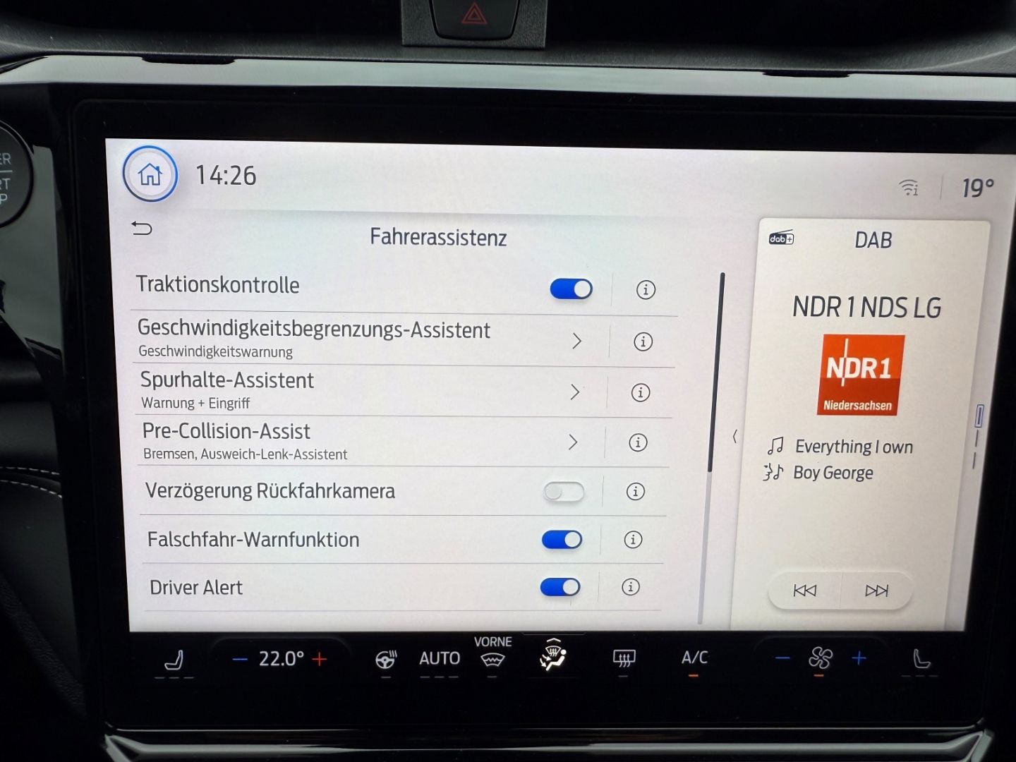 Fahrzeugabbildung Ford Puma Titanium Navi Digitales Cockpit LED Apple C