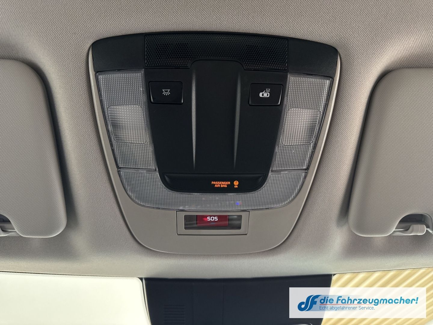 Fahrzeugabbildung Kia Sportage 1.6 T-GDI AWD 7DCT 2-Zonen-Klimaautomat