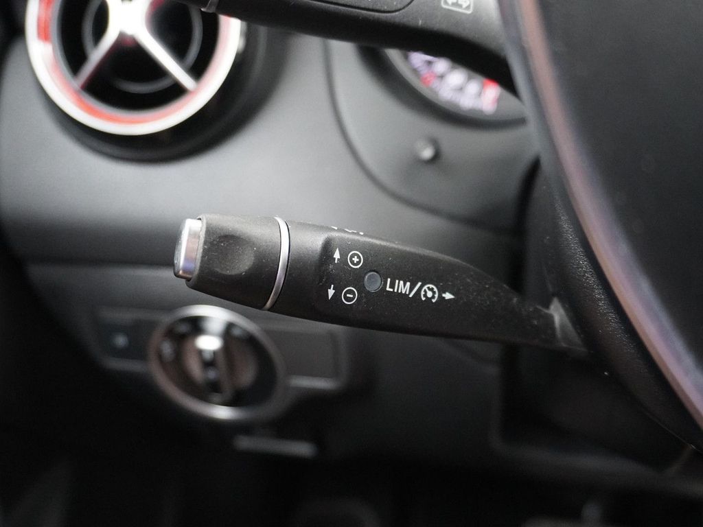 Mercedes-Benz CLA 250 Shooting Brake Sport 4MATIC Business kam
