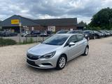 Opel Astra 1,6 CDTI K Lim/Edition/Navi/AHK/Kamera/ - Opel Astra mit Diesel-Antrieb: Limousine, 1.6
