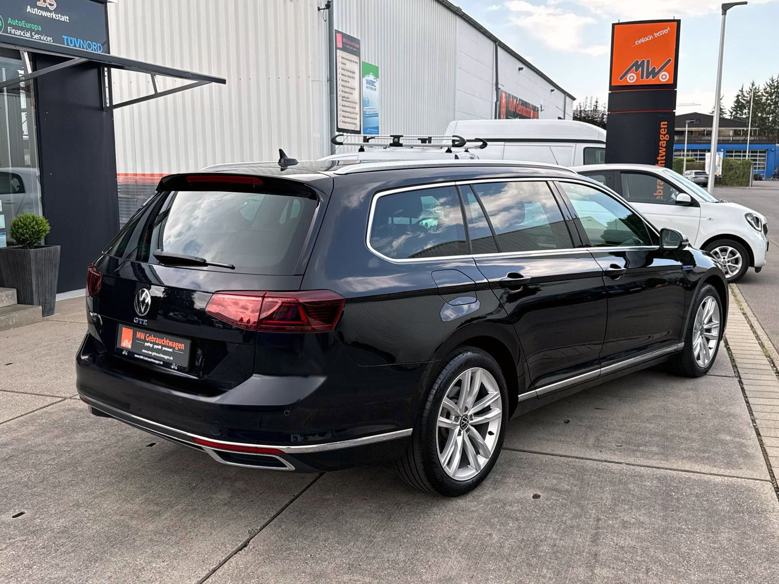 Fahrzeugabbildung Volkswagen Passat Varia. 1.4TSI DSG GTE R-Line ACC PANO AHK