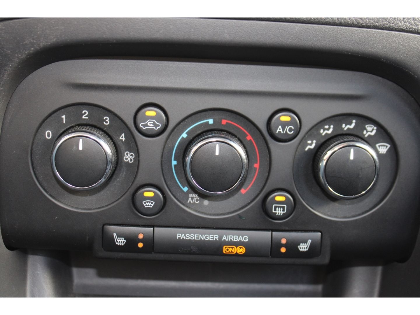 Fahrzeugabbildung Ford Ka + Cool&Connect 1.2Ti-VCT Klima WiPa Bluetooth