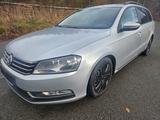 Volkswagen Passat Kombi Navi Tempomat AHK Klima nur Export! - Volkswagen Passat aus 2011: Kombi
