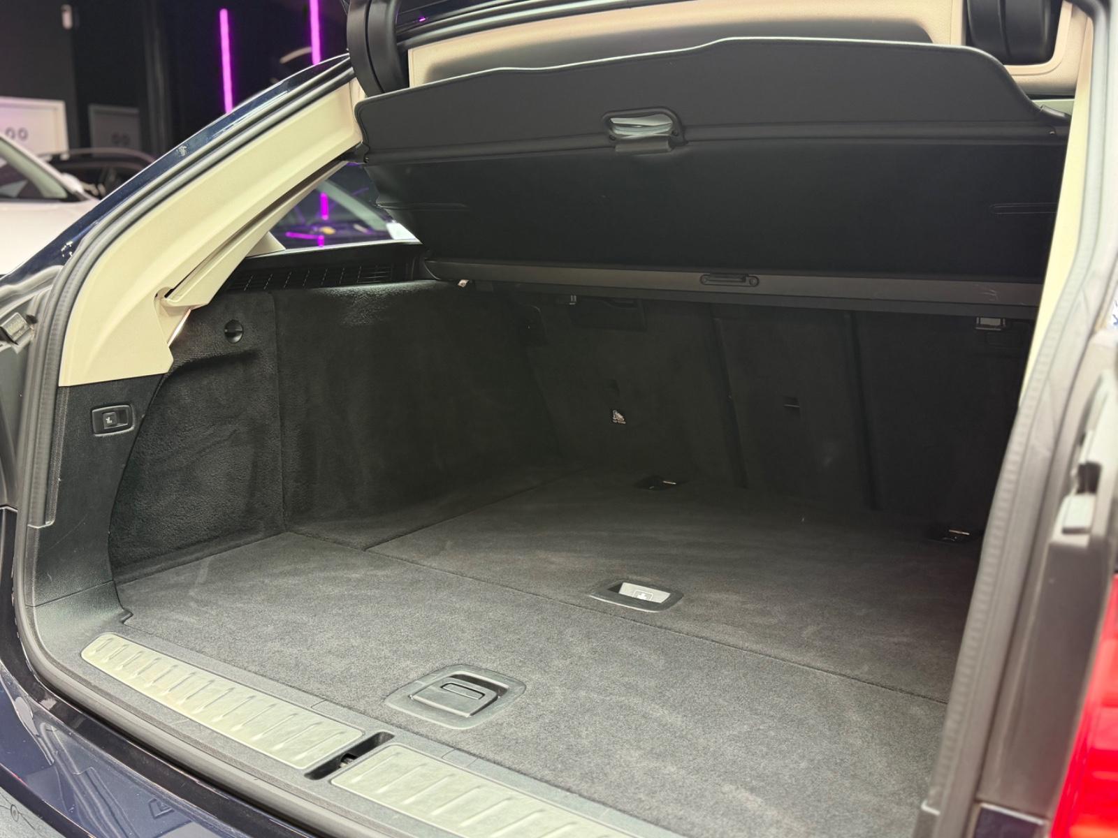 BMW 520  TouringLED/Volleder/Virtl/Standheizung/Pano