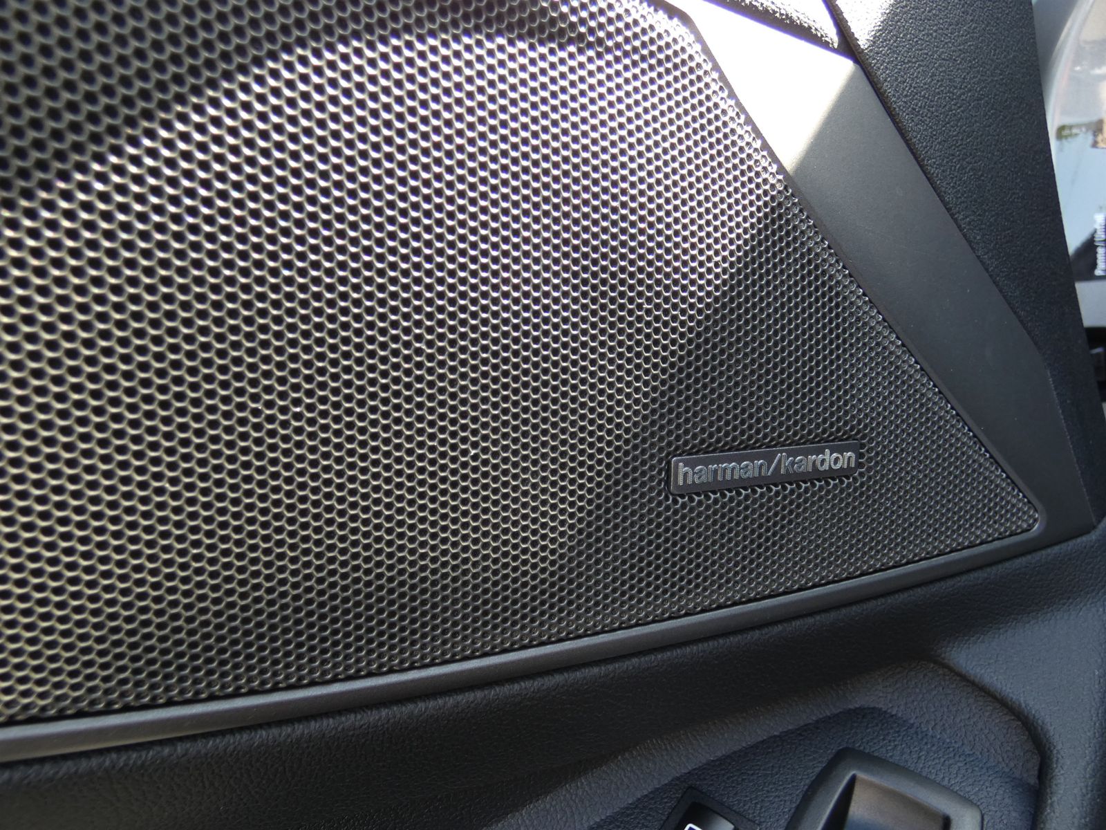 BMW 330 - Bild 18