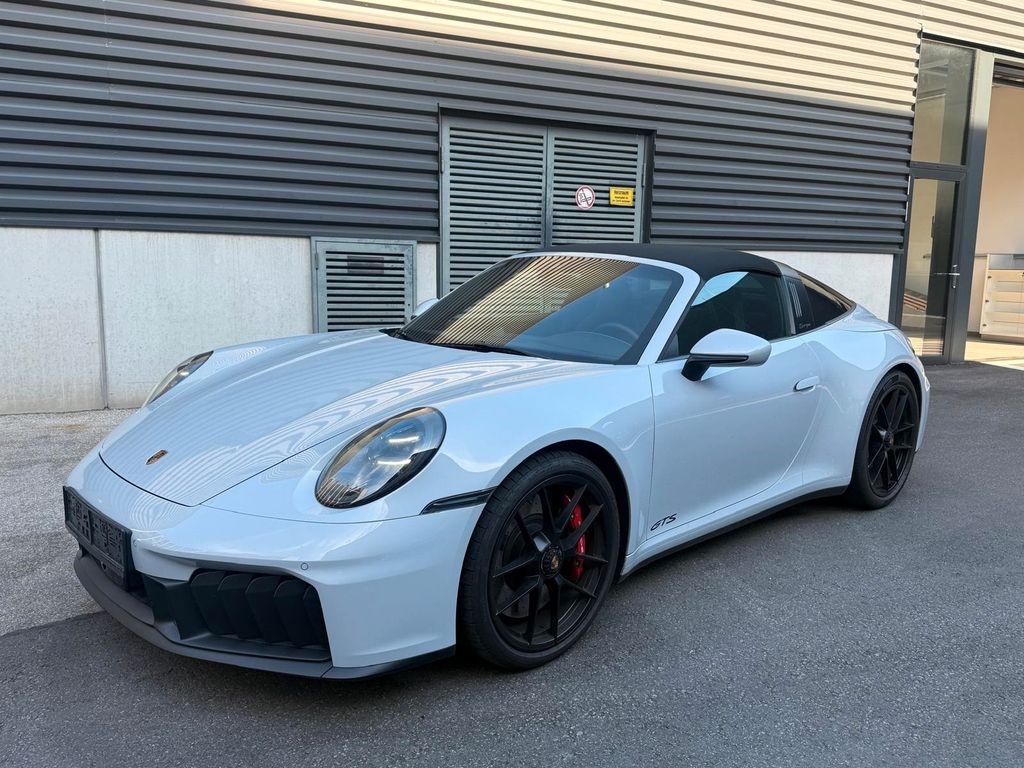 Image of Porsche 992