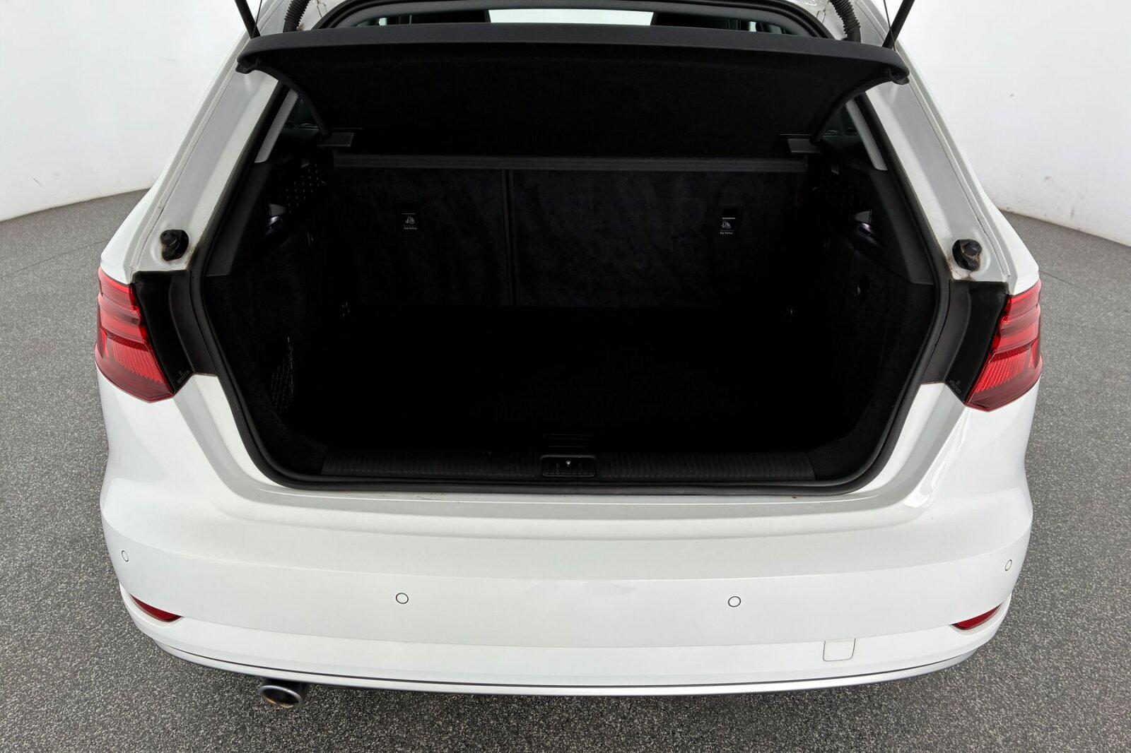 Audi A3 Sportback 30 TDI sport LED+SHZ+RFK+TEMP+, миниатюра 6