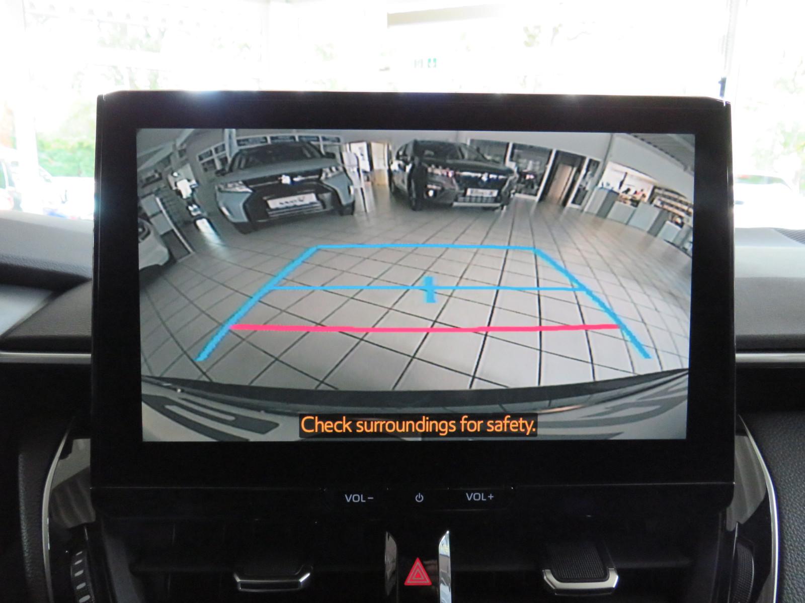 Suzuki Swace 1.8 Comfort + CVT