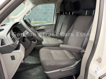 Volkswagen T6 Transporter - 11