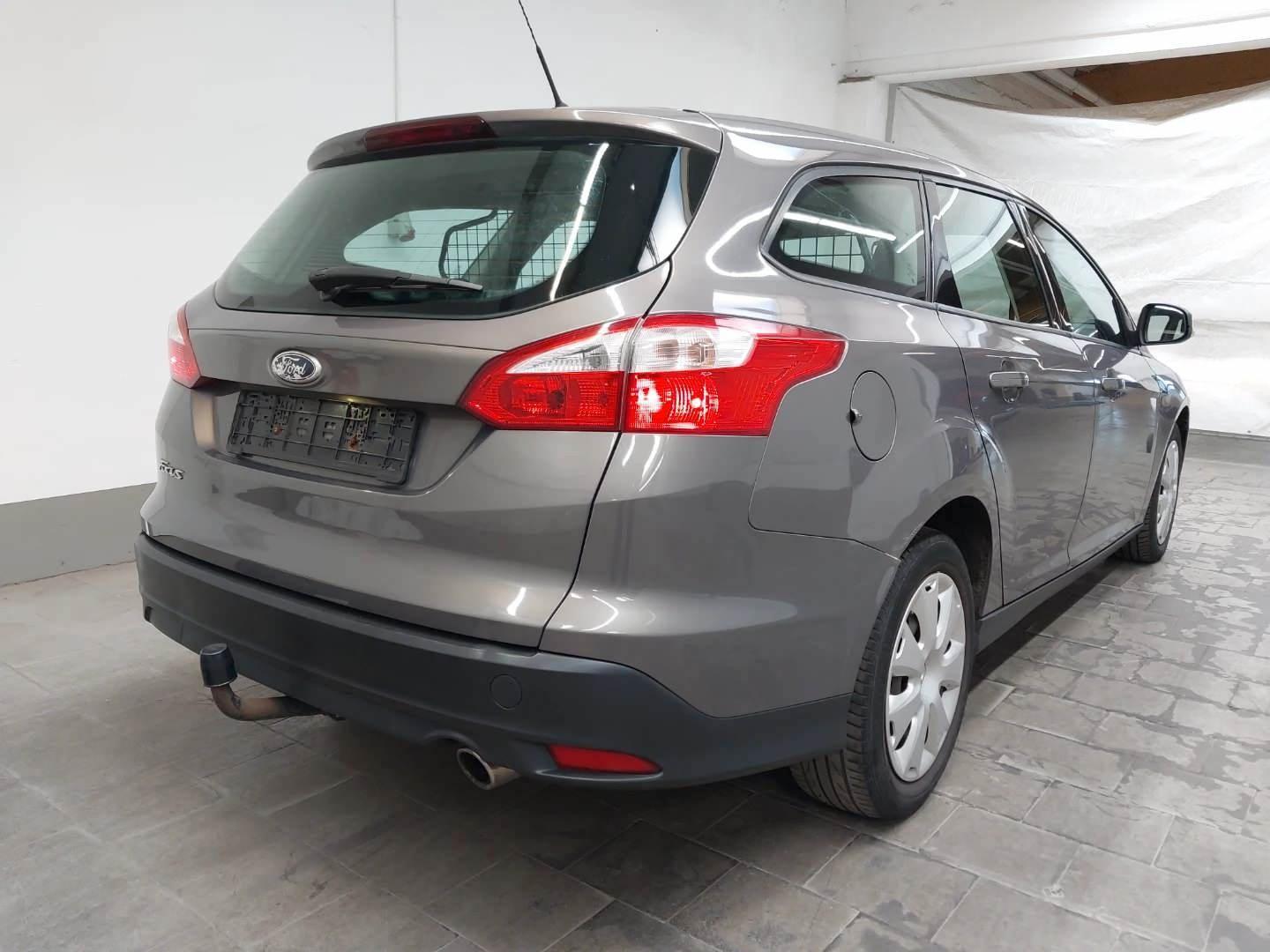 Ford Focus 2012 — photo 6