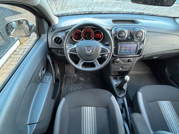 Dacia Sandero Stepway Celebration TCe 90
