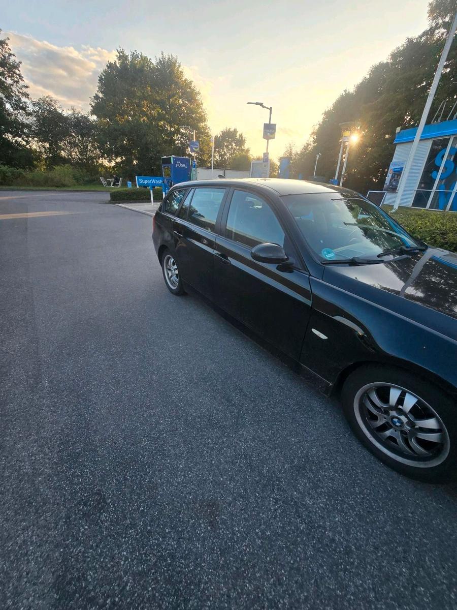 BMW  2007 — rear view