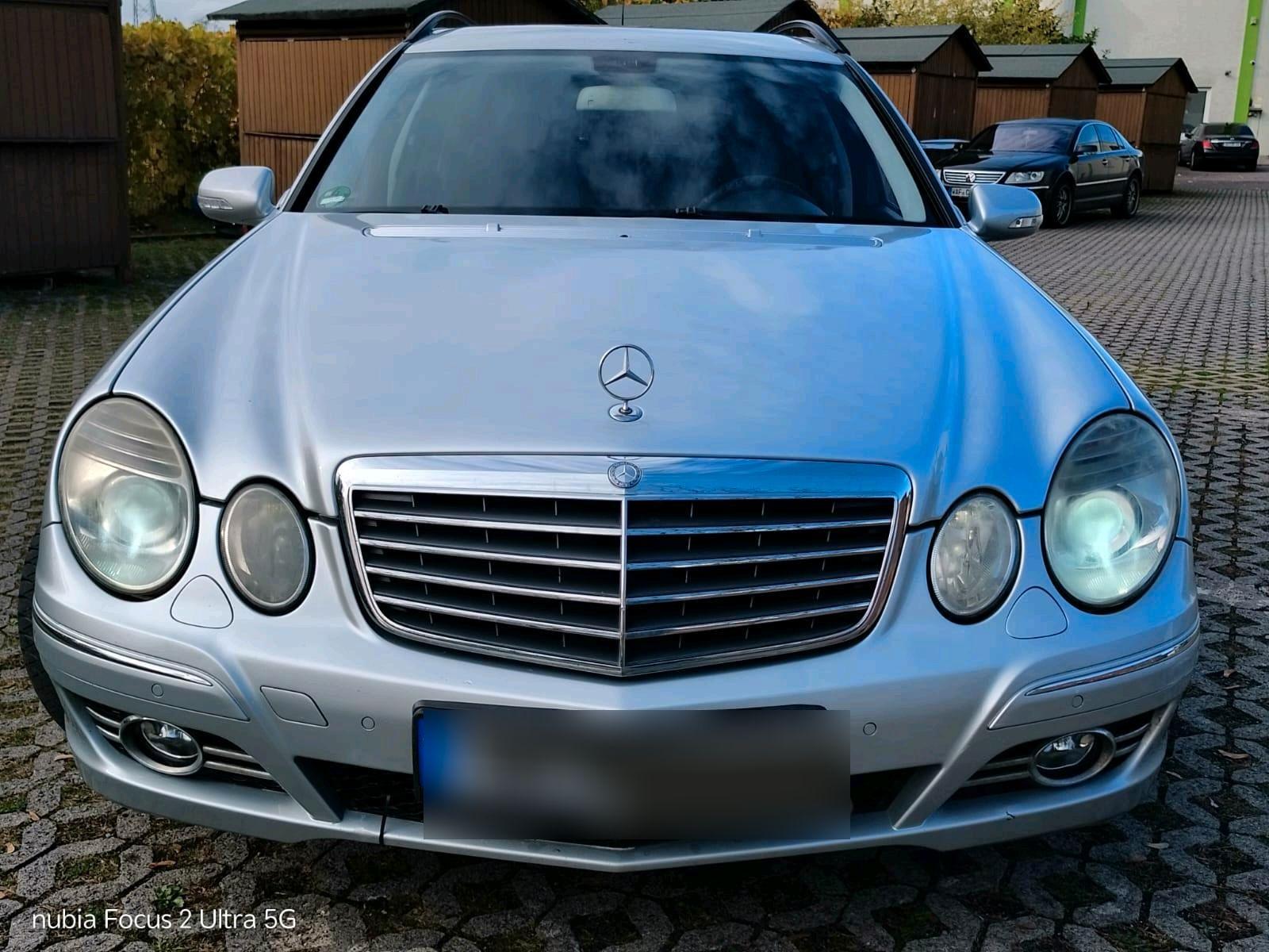 Mercedes-Benz E 220