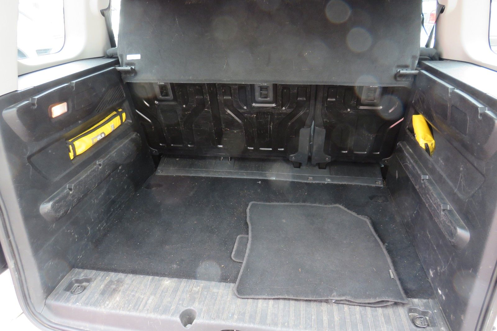 Fahrzeugabbildung Opel Combo Life E Edition NACI APP-CONNECT AHK 1.HD