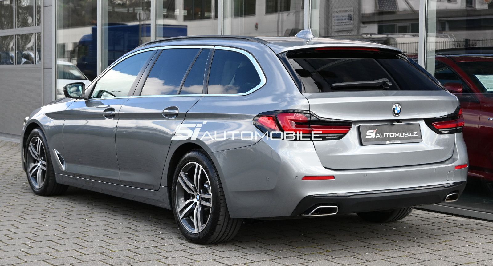 Fahrzeugabbildung BMW 530d xDr. Touring °B&W HIGH-END°UVP 87.900€°360°