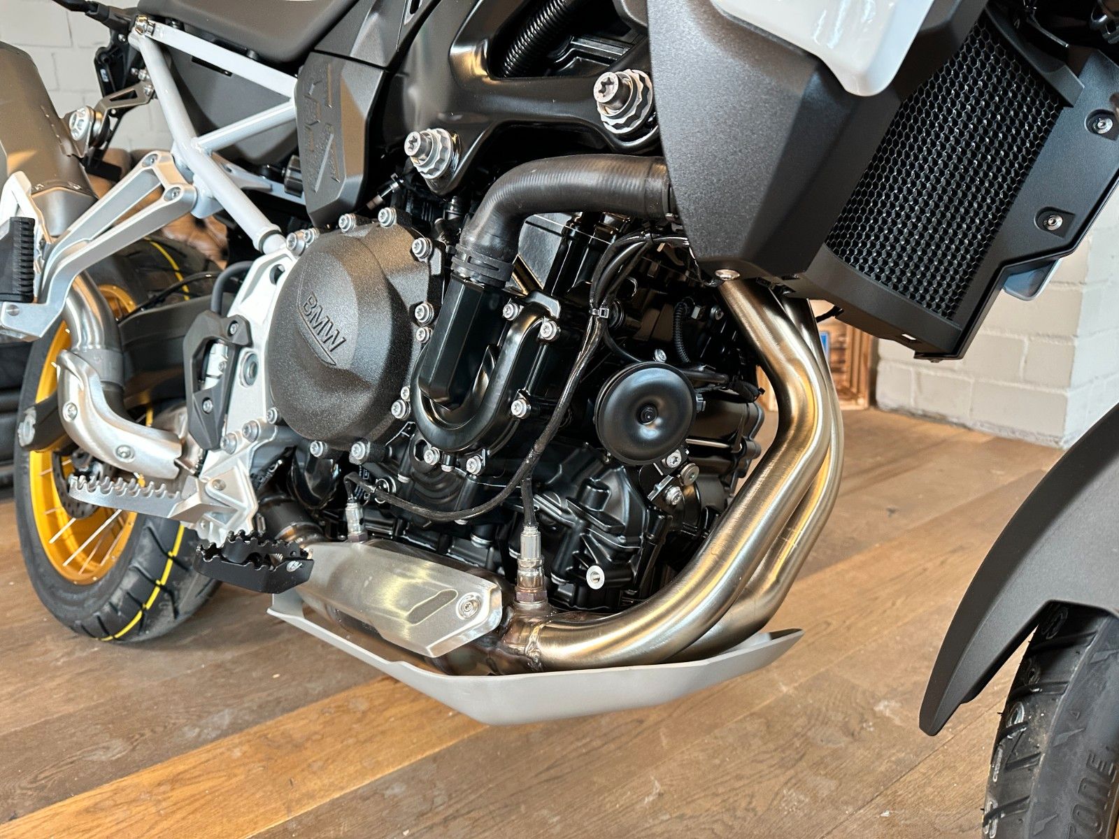 Fahrzeugabbildung BMW F900GS - Sofort verfügbar!