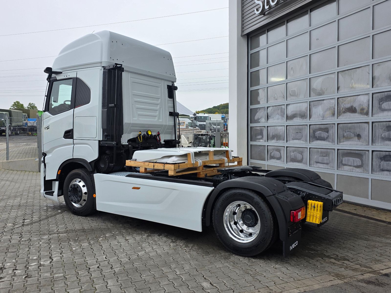 Fahrzeugabbildung Iveco AS440S58T/P, ADR Gefahrgut AT,EXII,EXIII,FL