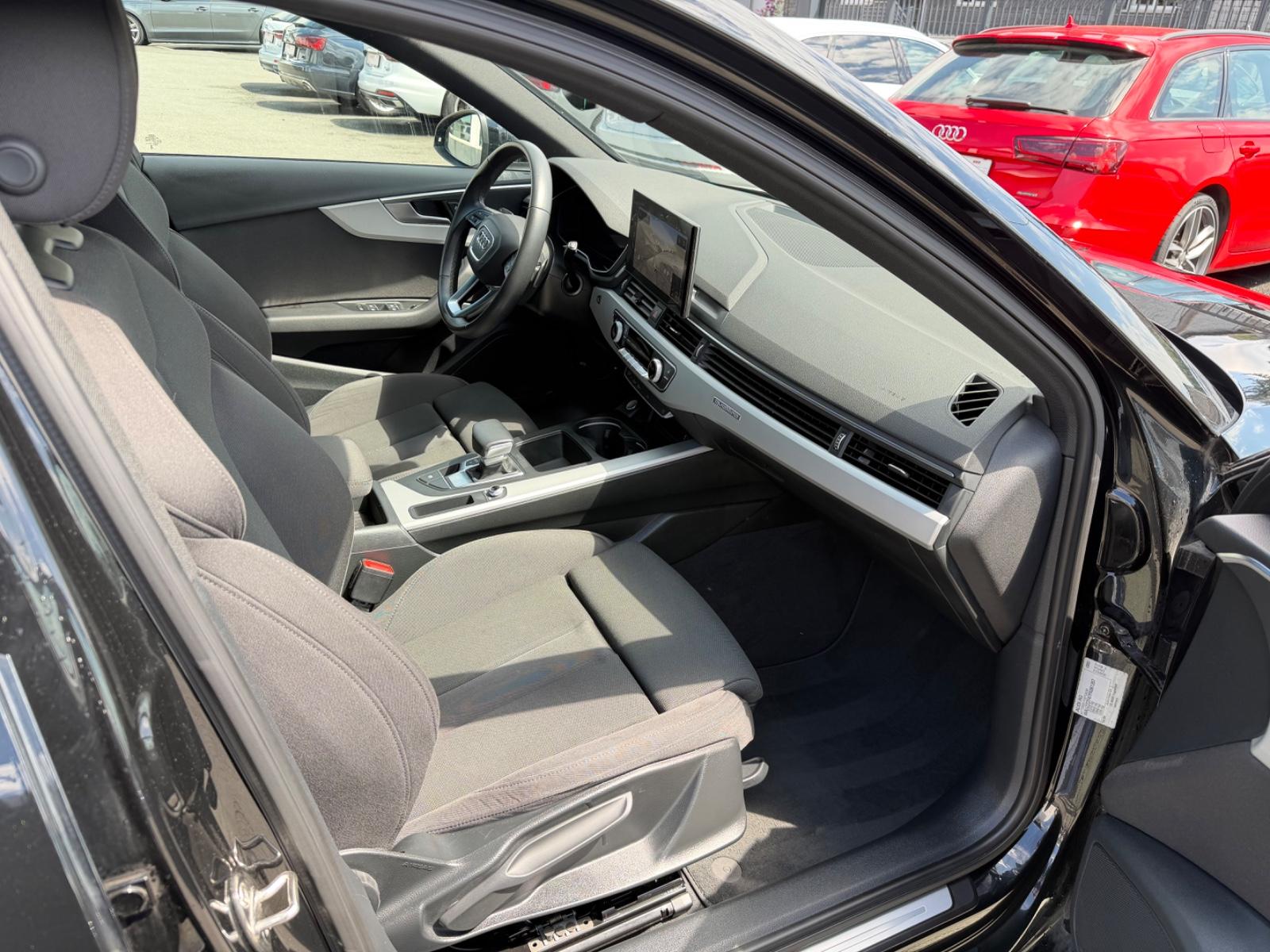 Audi A4 Avant 40 TFSI quattro S line, миниатюра 17
