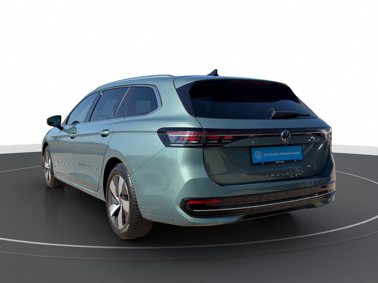 Volkswagen Passat Variant 2.0 TDI Elegance DSG AHK NAVI LM foto 2