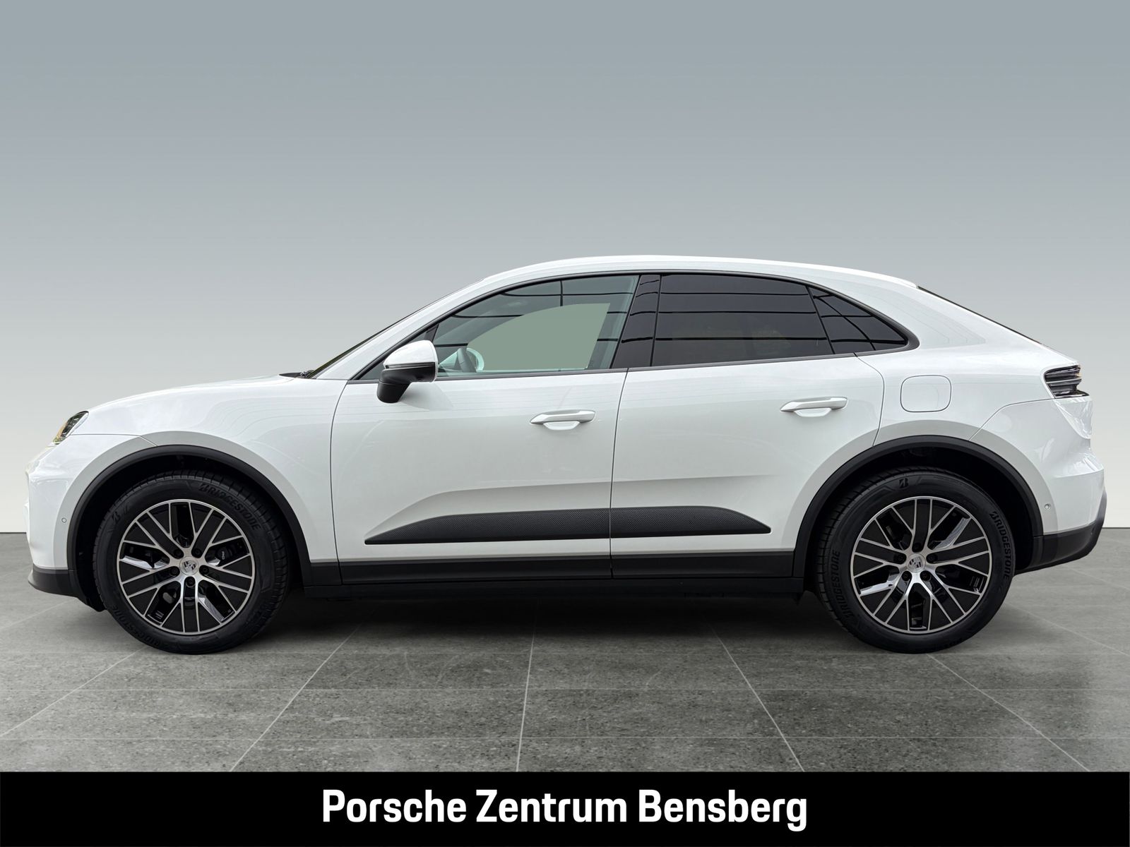 Porsche Macan Electric imagem 2