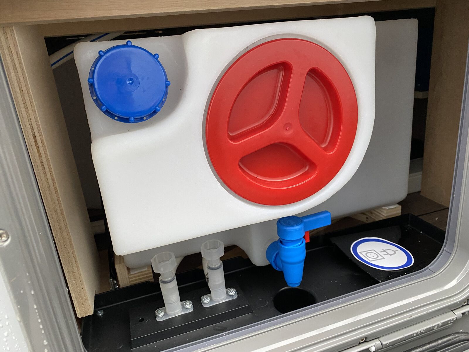 Fahrzeugabbildung Knaus Südwind 60 YEARS 650 PXB Modell 2025