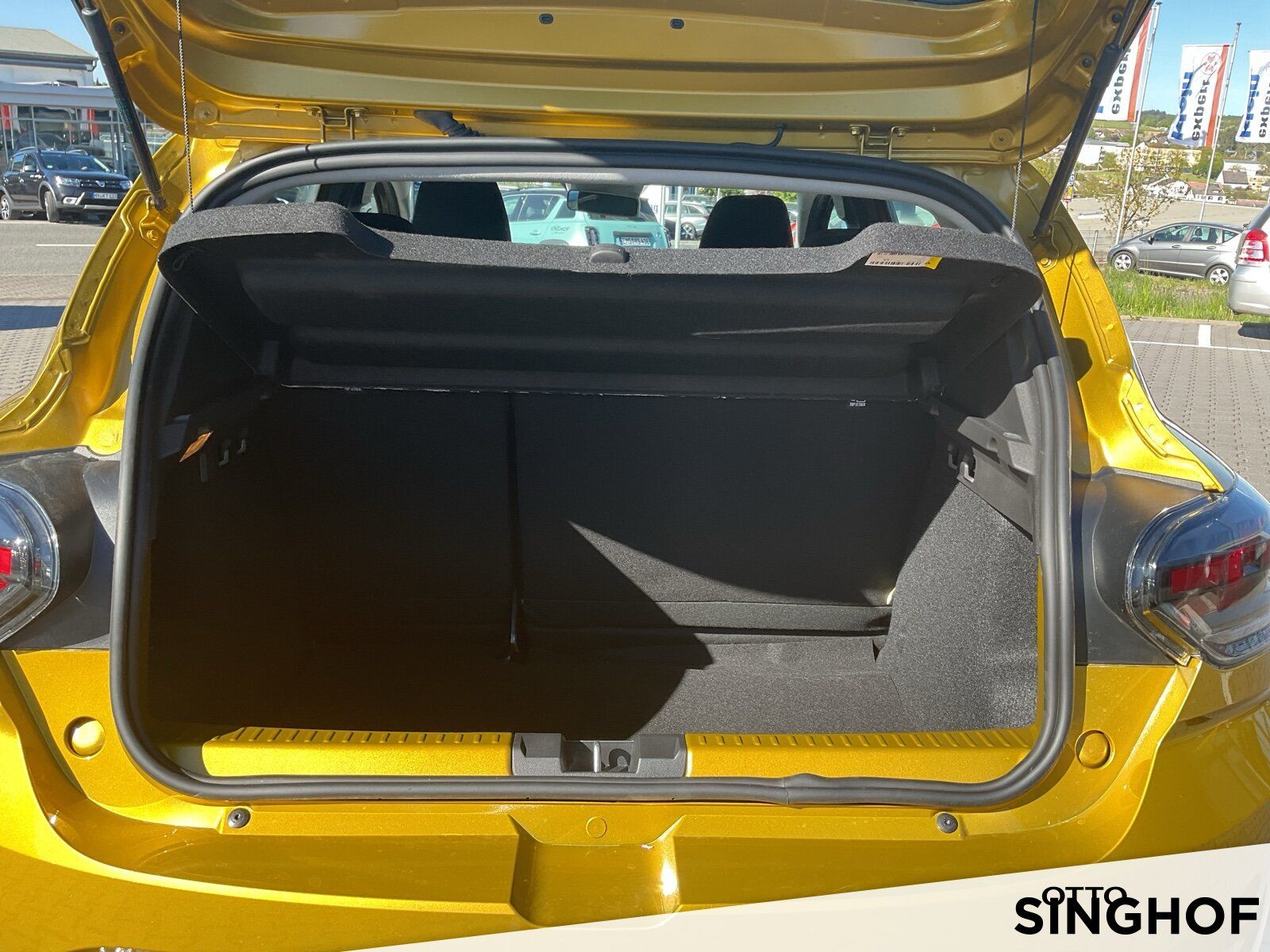 Fahrzeugabbildung Dacia Neuer Sandero Expression TCe 100