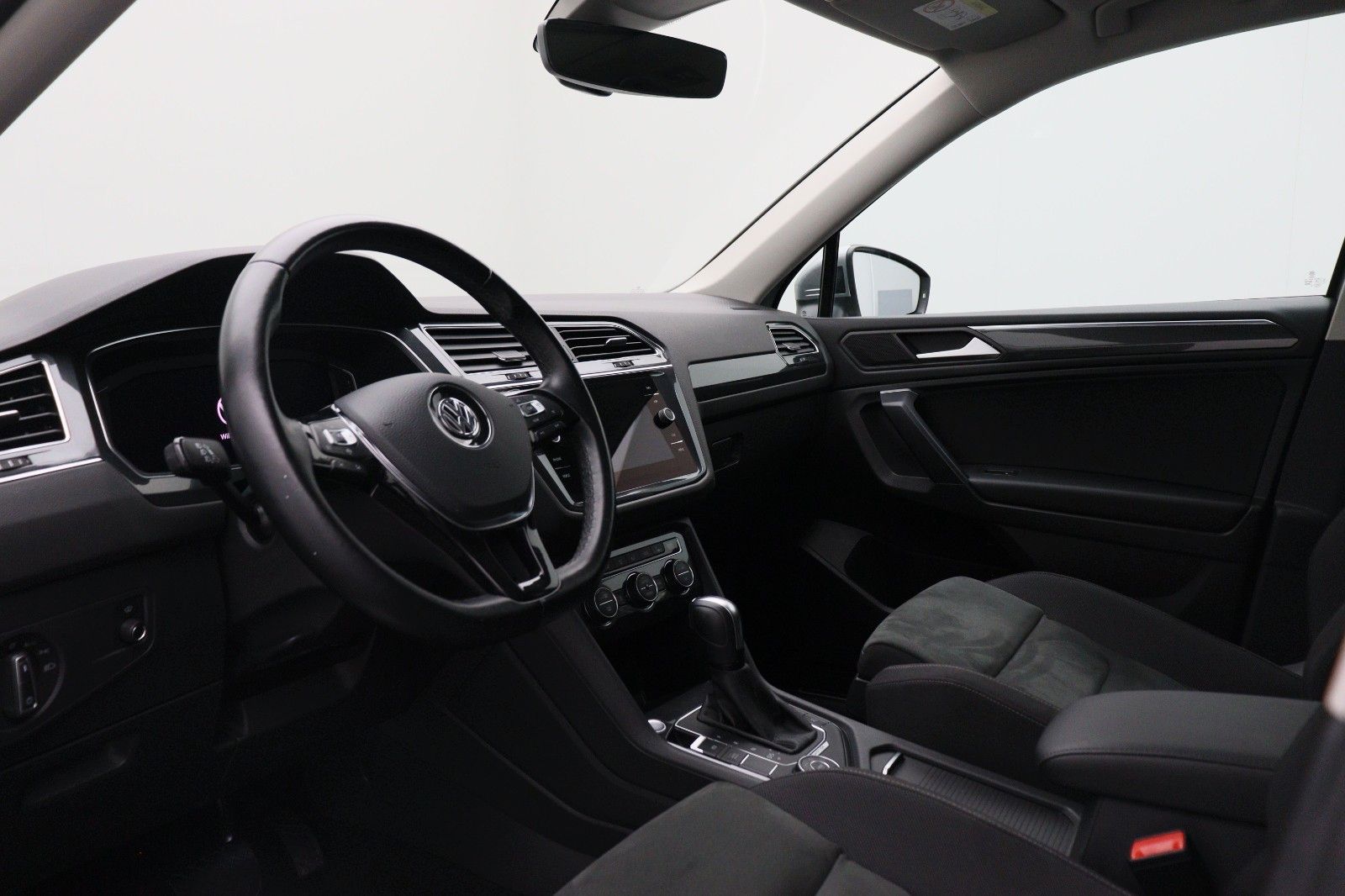 Fahrzeugabbildung Volkswagen Tiguan Allspace Highline 4M ACC Panorama Kamera