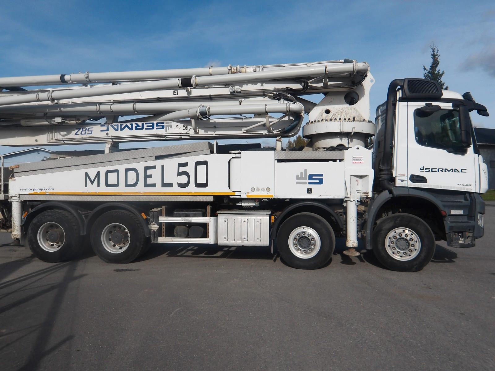 Mercedes-Benz Arocs 4445 8x4 Sermac