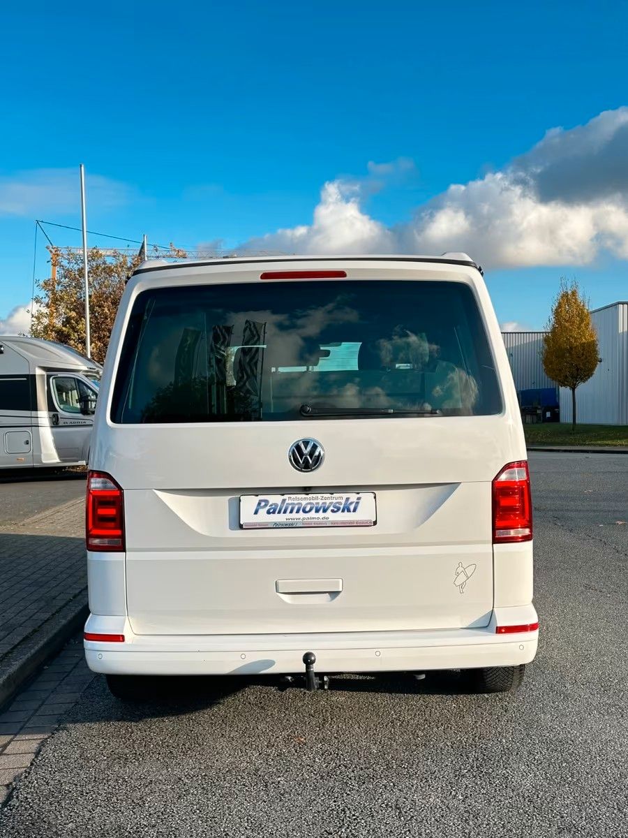 Fahrzeugabbildung Volkswagen T6 California Beach - Automatik + Schlafdach -