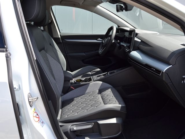 Golf VIII Variant 2.0 TDI DSG Energy AHK/LED/16-