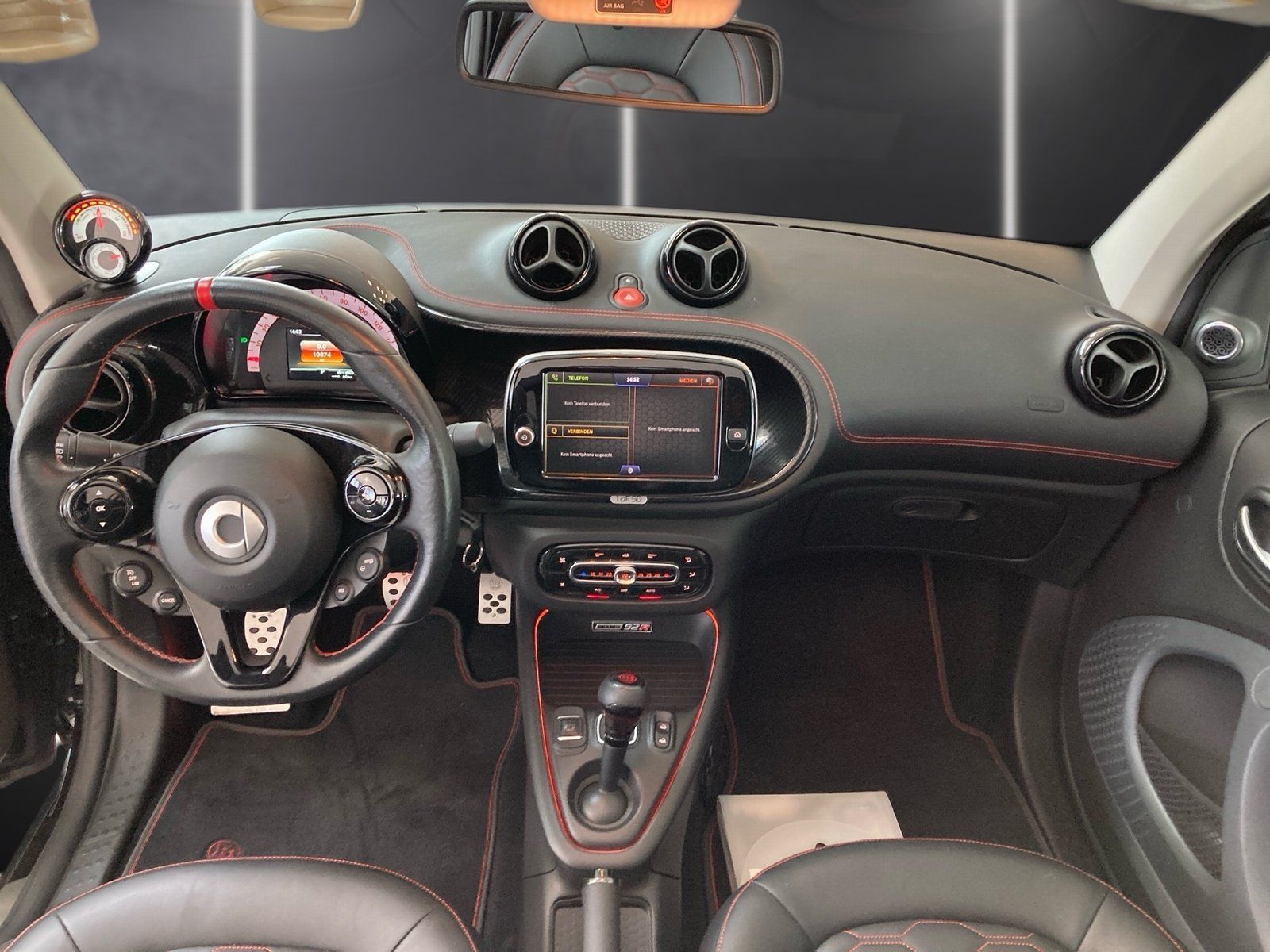 Fahrzeugabbildung Smart EQ fortwo BRABUS R92 Cabrio Leder Kamera