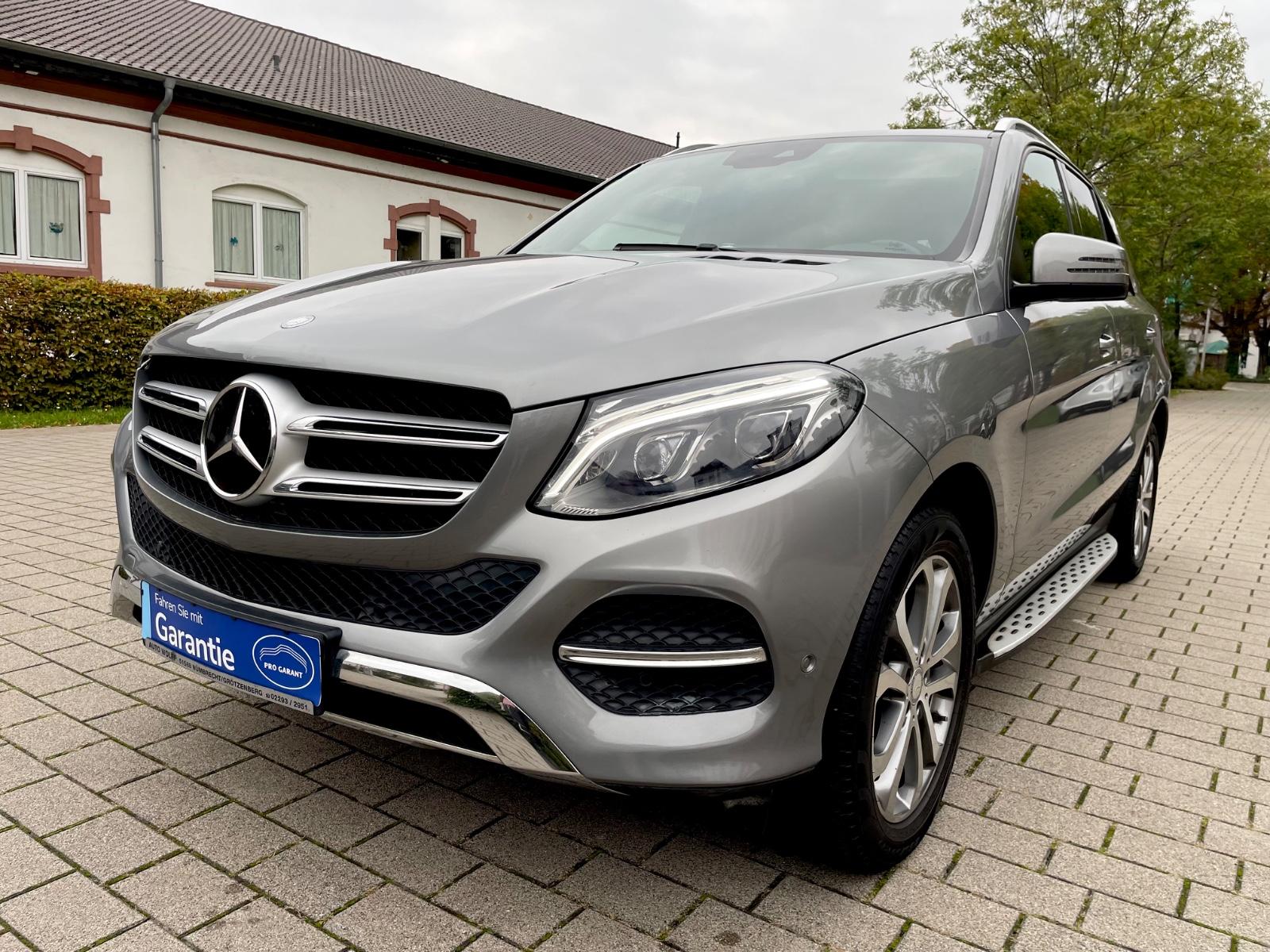 Mercedes-Benz GLE 350 AMG-Line Interieur-4Matic-R.Kamera-Pano