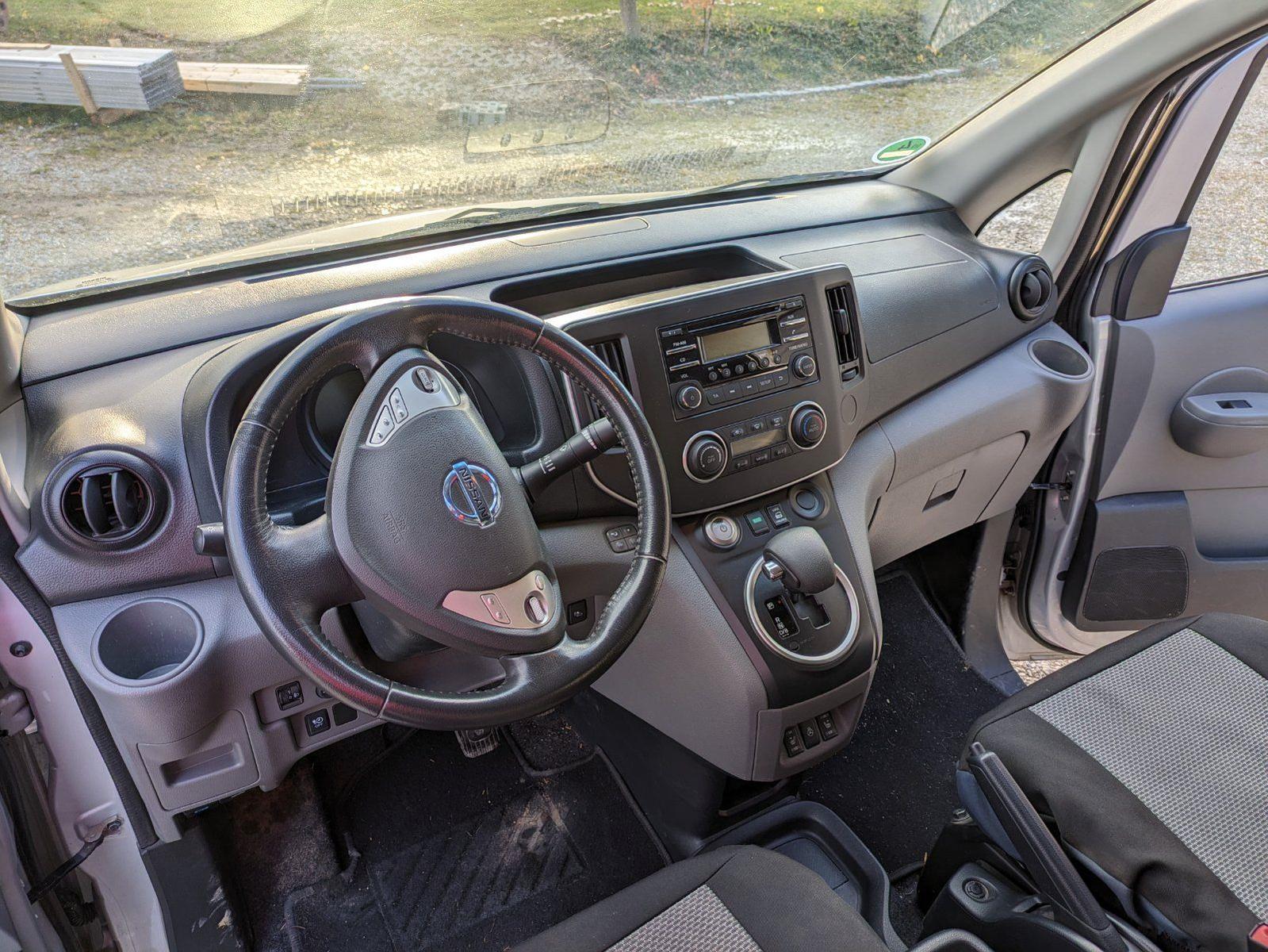 Volkswagen Transporter 2008 — photo 7