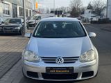 Volkswagen Golf V Lim. Sportline - aus 2005 mit Benzin-Antrieb: Kleinwagen
