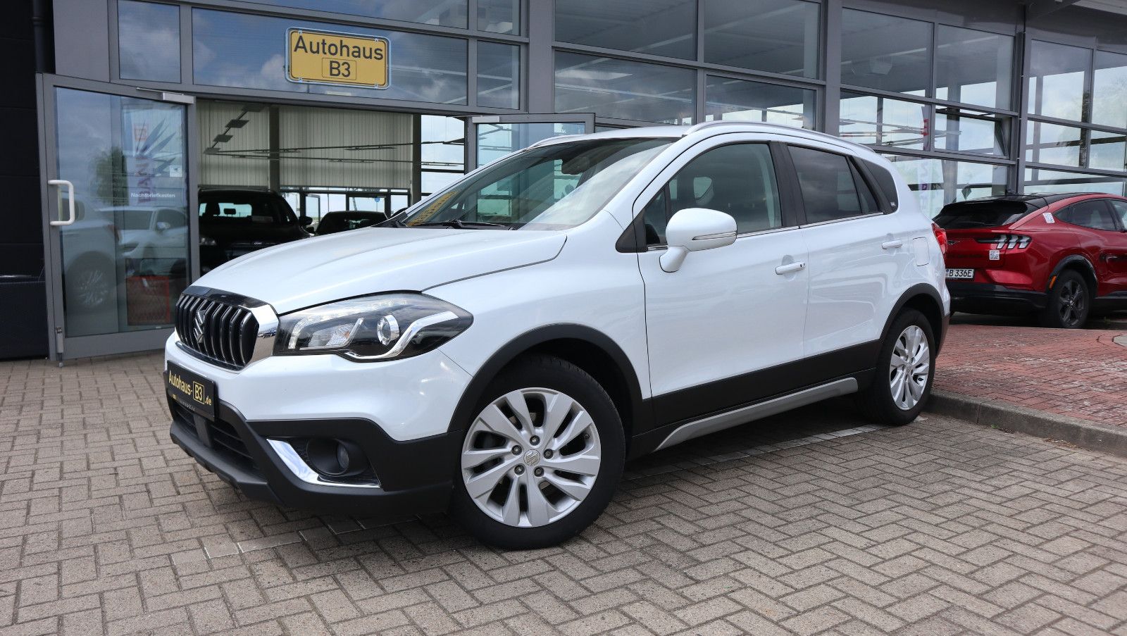 SUZUKI SX4