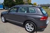 Volkswagen Touareg V6 TDI BMT Leder Standh Navi Top zustand - gebrauchte Volkswagen Touareg aus dem Jahr 2010
