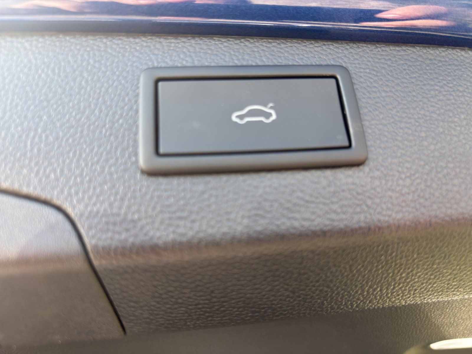 Fahrzeugabbildung SKODA Superb Combi Selection 1,5 TSI iV 150 kW DSG