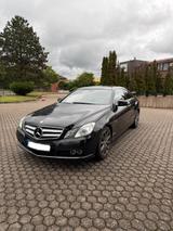 Mercedes-Benz E 250 Coupé - Mercedes-Benz E 250 in Köln