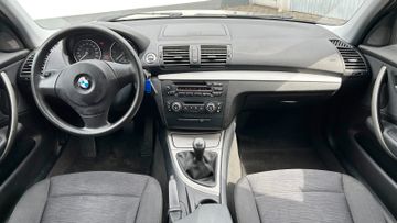 BMW 118 - 4