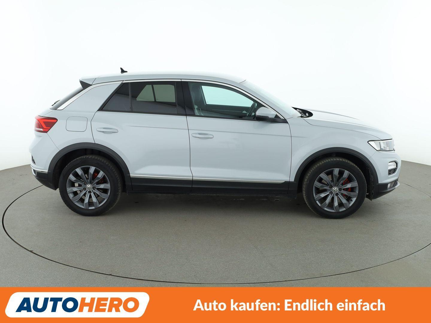 Volkswagen T-Roc 1.5 TSI ACT Sport Aut.*NAVI*CAM*ACC*