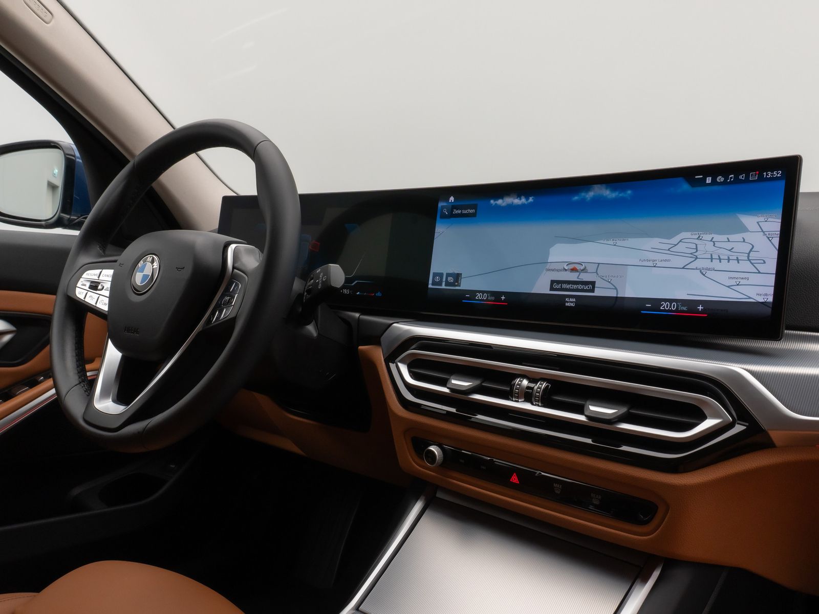 Fahrzeugabbildung BMW 320d Individual DAB HiFi Leder AHK Alarm Sport