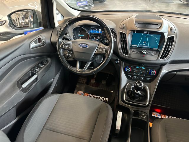 Ford Grand C-MAX Titanium *Pano*Navi*7Sitzer*